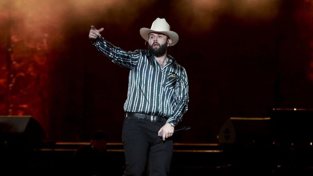 Carín León pospone concierto en Las Vegas hasta 2027: qué pasará con los boletos