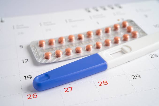 La OMS cambia su guía anticonceptiva: amplía opciones y mira hacia los métodos para hombres