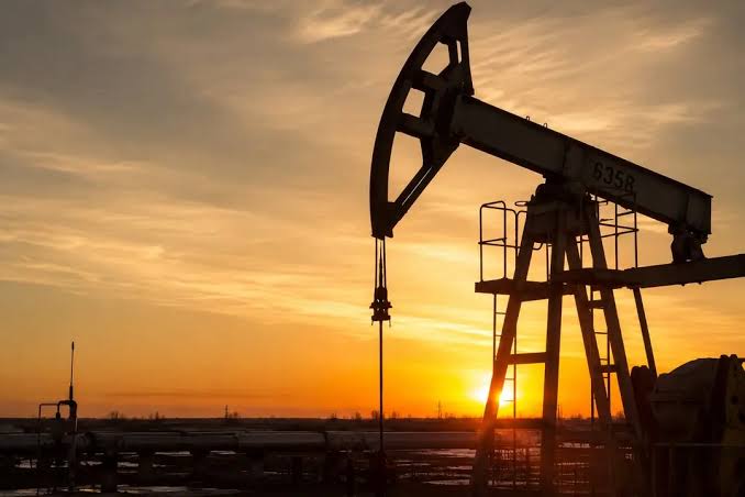 Inflación mundial amenaza con prolongarse hasta 2027; petróleo y energía presionan los precios